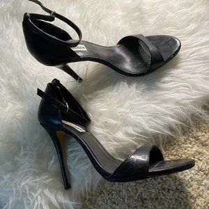 Steve Madden Black Leather Skinny Strap Heels